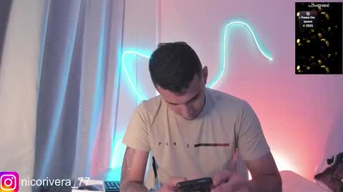 Nicolas online show from January 8, 11:10 pm