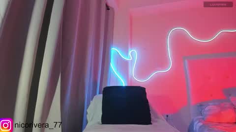 Nicolas online show from December 17, 3:47 am