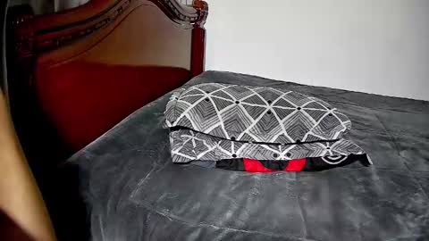 nicolas and alexa online show from February 26, 5:47 pm