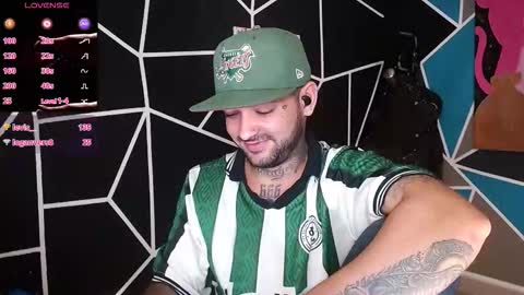 nicolas online show from October 28, 5:21 am