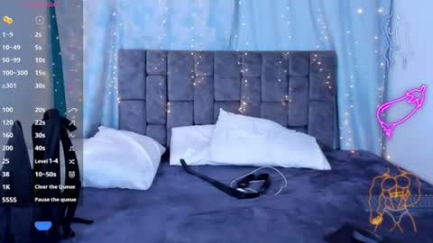 nicolastorres__ online show from June 29, 4:40 am