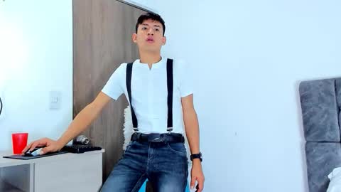 nicolastorres__ online show from November 17, 2:03 am