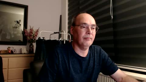 nightkeeper63 online show from June 7, 10:06 pm