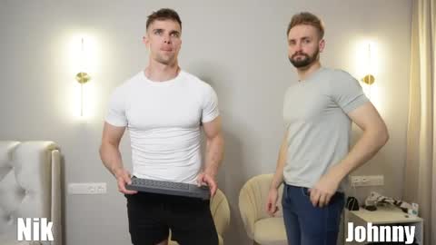 Nik online show from May 30, 5:24 pm