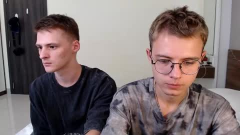 nikikerry_cum_ online show from April 18, 9:43 am