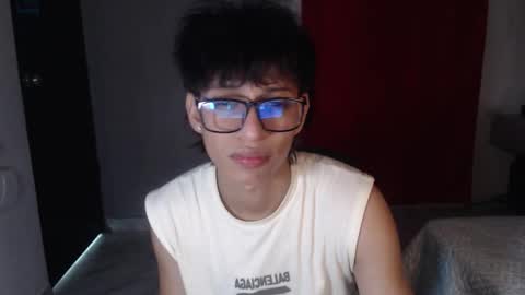 niklaus_wolf online show from September 29, 3:38 am