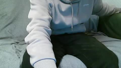 Nineinches online show from March 9, 8:31 pm