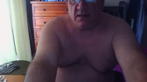 Dennis online show from November 18, 5:16 pm