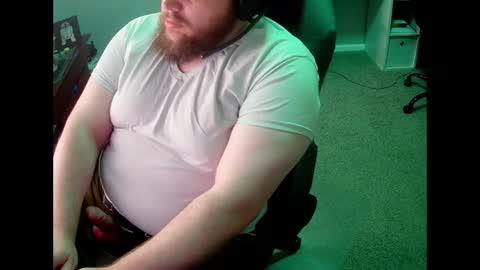 HungStepSon online show from August 2, 3:10 pm