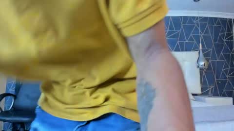 Noah online show from March 22, 8:14 pm