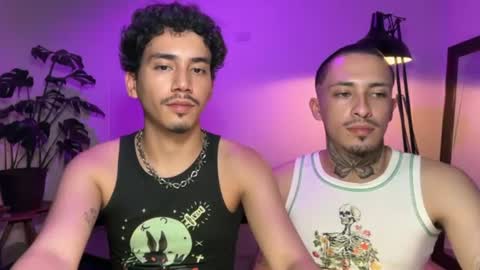 noah_and_steven online show from July 8, 9:41 pm