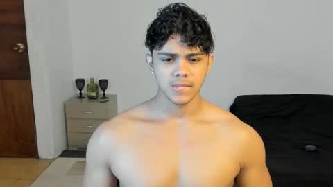 luis navas online show from July 12, 11:07 pm