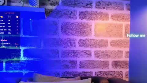 Snapshot of noah_ricci_ chatting on September 26, 12:47 pm    online show from September 26, 12:47 pm
