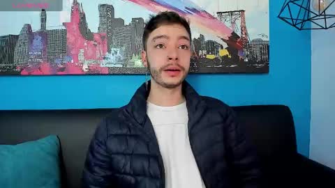 Snapshot of noah_ricci_ chatting on December 11, 12:05 pm    online show from December 11, 12:05 pm