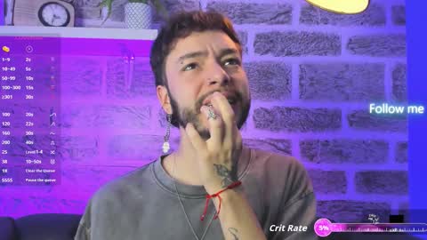    online show from November 22, 12:05 pm