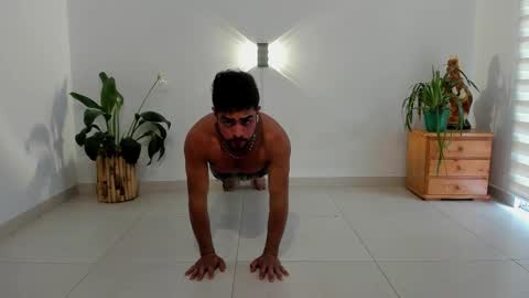 LIAM- noah online show from December 19, 1:30 pm