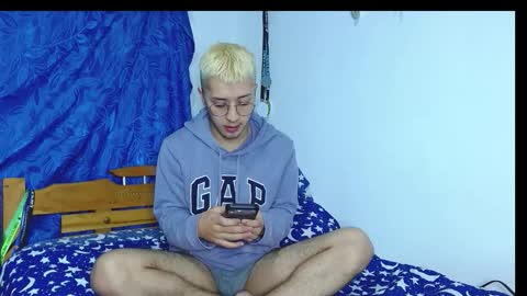 Noah online show from February 23, 3:52 am