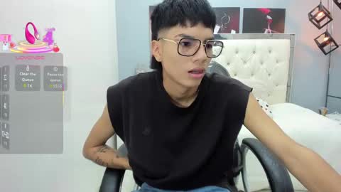 Noha Scott online show from September 23, 10:53 pm