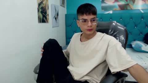 Noha Scott online show from December 26, 6:12 pm