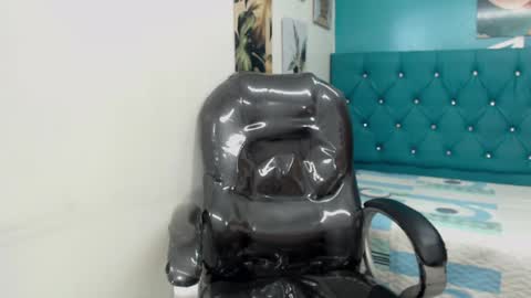 Noha Scott online show from December 28, 11:05 pm