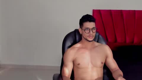 Im Nolan  online show from November 8, 8:56 pm