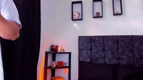 Snapshot of nolan_twink chatting on October 23, 8:34 pm Nolan  online show from October 23, 8:34 pm
