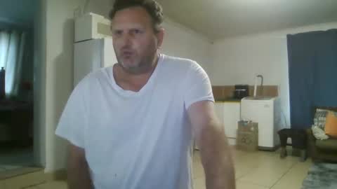 Snapshot of nollie244 chatting on September 25, 4:44 am Nollie online show from September 25, 4:44 am