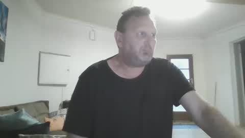 Snapshot of nollie244 chatting on January 12, 4:29 pm Nollie online show from January 12, 4:29 pm