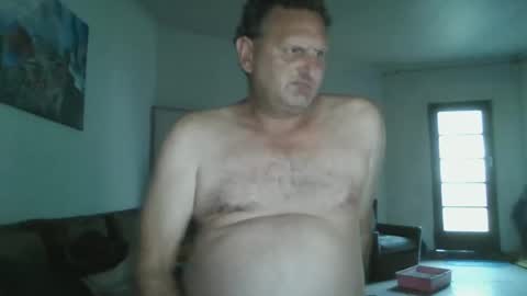 Snapshot of nollie244 chatting on March 7, 3:07 pm Nollie online show from March 7, 3:07 pm