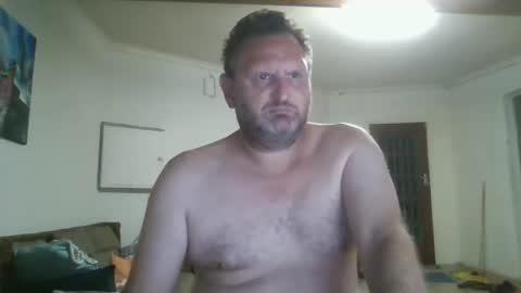 Snapshot of nollie244 chatting on January 21, 8:32 pm Nollie online show from January 21, 8:32 pm