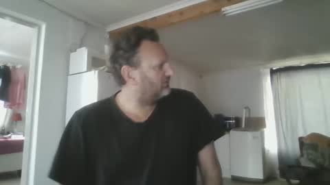 Snapshot of nollie244 chatting on October 8, 5:34 am Nollie online show from October 8, 5:34 am