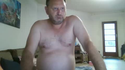 Snapshot of nollie244 chatting on February 28, 4:32 am Nollie online show from February 28, 4:32 am