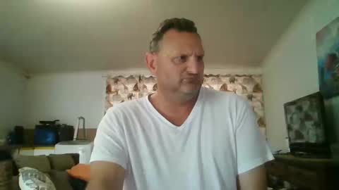 Snapshot of nollie244 chatting on December 19, 11:29 am Nollie online show from December 19, 11:29 am