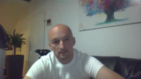 nordicrunner76 online show from May 16, 8:51 pm