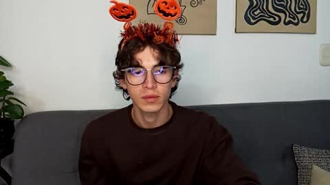 Snapshot of norehg__ chatting on October 17, 11:53 pm Norehg online show from October 17, 11:53 pm