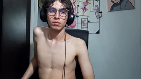 Snapshot of norehg__ chatting on September 25, 10:36 am Norehg online show from September 25, 10:36 am