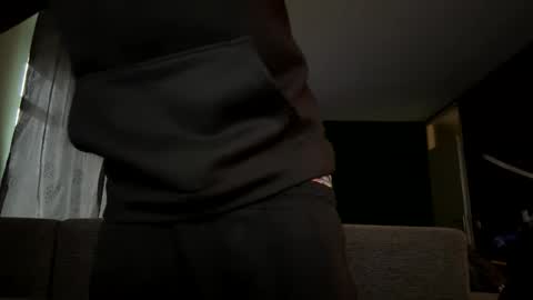 notsmallnotbigg online show from March 1, 4:28 pm