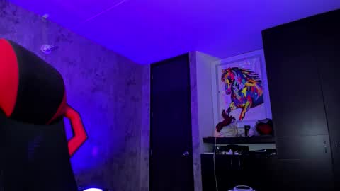 Nova online show from March 10, 1:06 pm