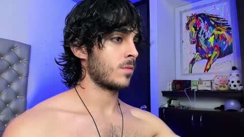 Snapshot of novacry chatting on December 21, 3:53 pm Nova online show from December 21, 3:53 pm