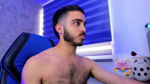 Snapshot of novacry chatting on October 9, 12:21 pm Nova online show from October 9, 12:21 pm