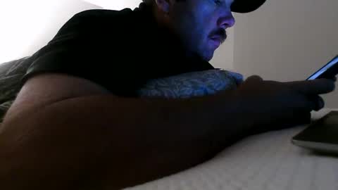 nuttincowboy727272 online show from March 31, 12:34 am