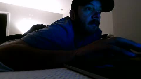 nuttincowboy727272 online show from March 29, 12:27 pm