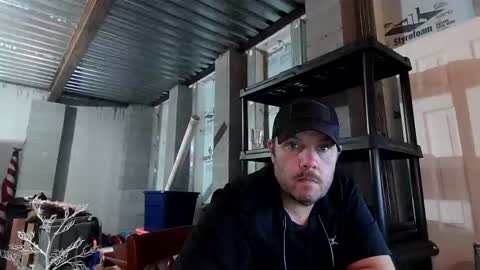 nuttincowboy727272 online show from May 26, 9:22 pm