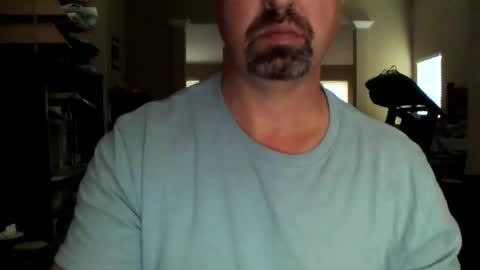 nvrenuff1979 online show from February 22, 1:34 pm