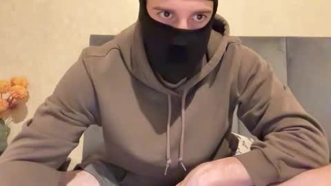 Nxtryn online show from October 9, 8:03 pm