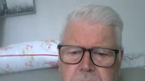 stockings  suspenders mad online show from September 8, 2:16 pm