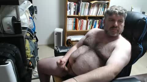 Woman message me men do not make demands and dont ask for pm only ladies. online show from January 31, 6:25 pm