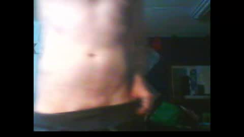 Snapshot of oh_you_know69 chatting on February 4, 3:54 am who dares  toss me some  tips lets have fun online show from February 4, 3:54 am