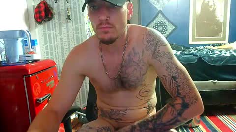 Snapshot of oh_you_know69 chatting on October 5, 10:58 pm who dares  toss me some  tips lets have fun online show from October 5, 10:58 pm
