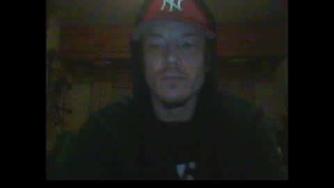 Snapshot of oh_you_know69 chatting on February 23, 12:00 pm who dares  toss me some  tips lets have fun online show from February 23, 12:00 pm